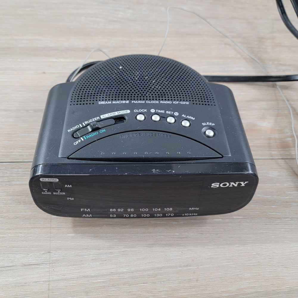 Sony Dream Machine FM AM Clock Radio ICF-C212 Power Back Up Black